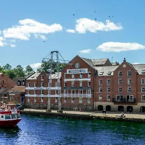 the-riverside-at-woodsmill-quay-with-parking.yorkshirehotels.net/