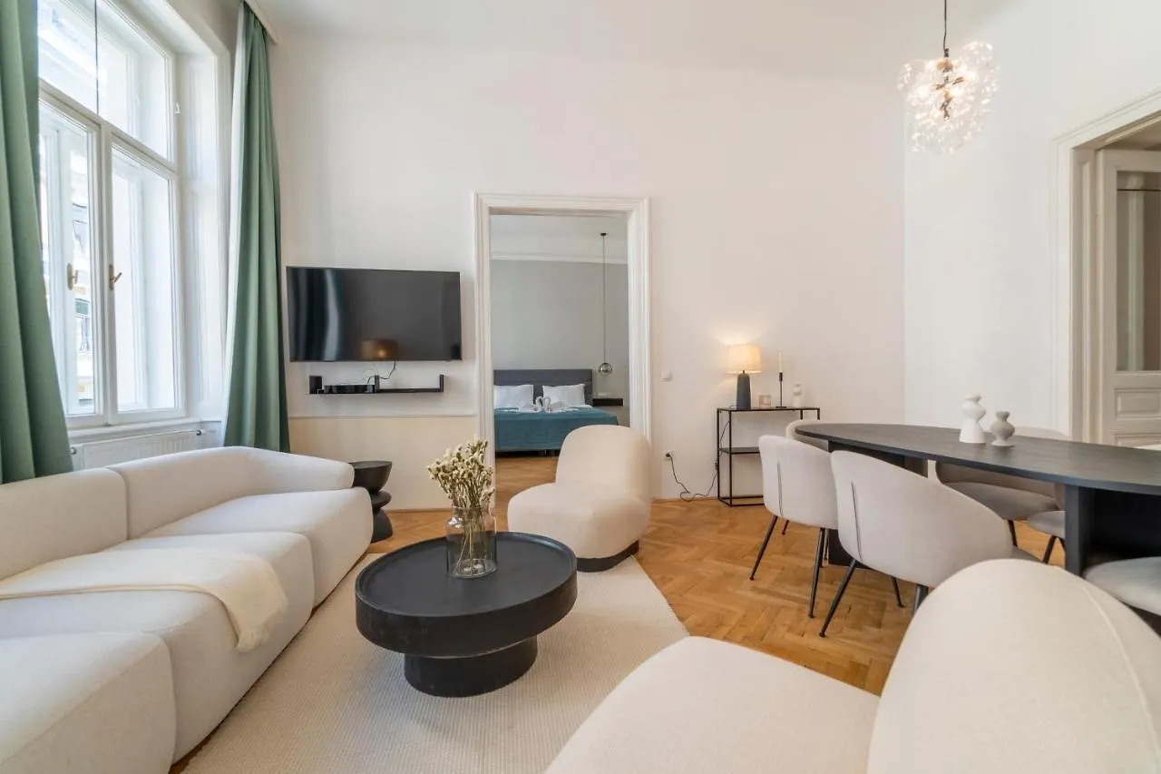 Josef'S Home I Premium Suite I Quiet & Central Vienna