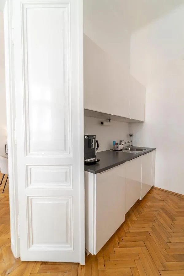 Apartment Josef'S Home I Premium Suite I Quiet & Central Vienna