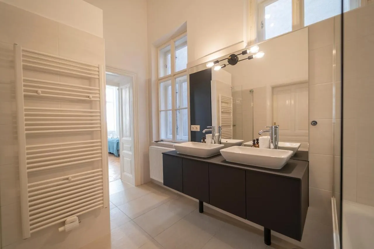 Josef'S Home I Premium Suite I Quiet & Central Vienna Apartment