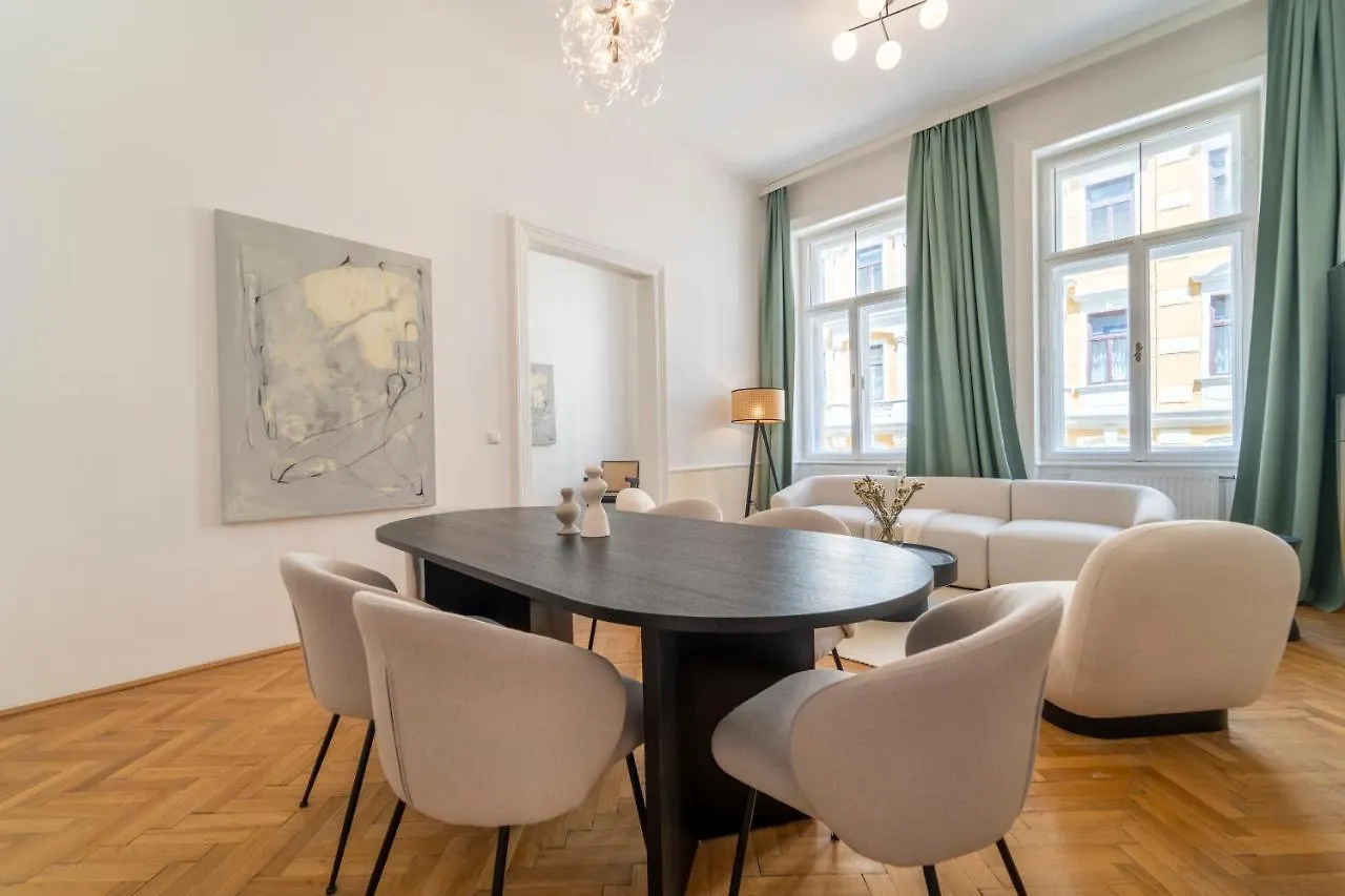 Apartment Josef'S Home I Premium Suite I Quiet & Central Vienna