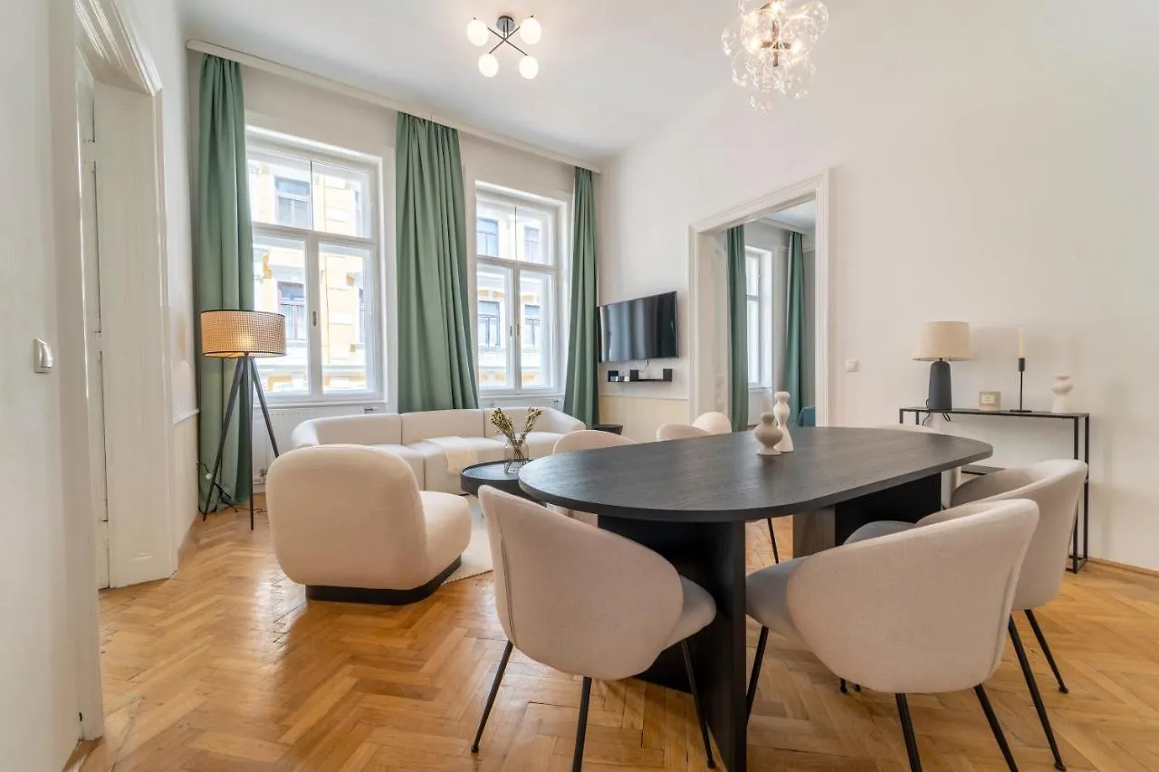 Josef'S Home I Premium Suite I Quiet & Central Vienna